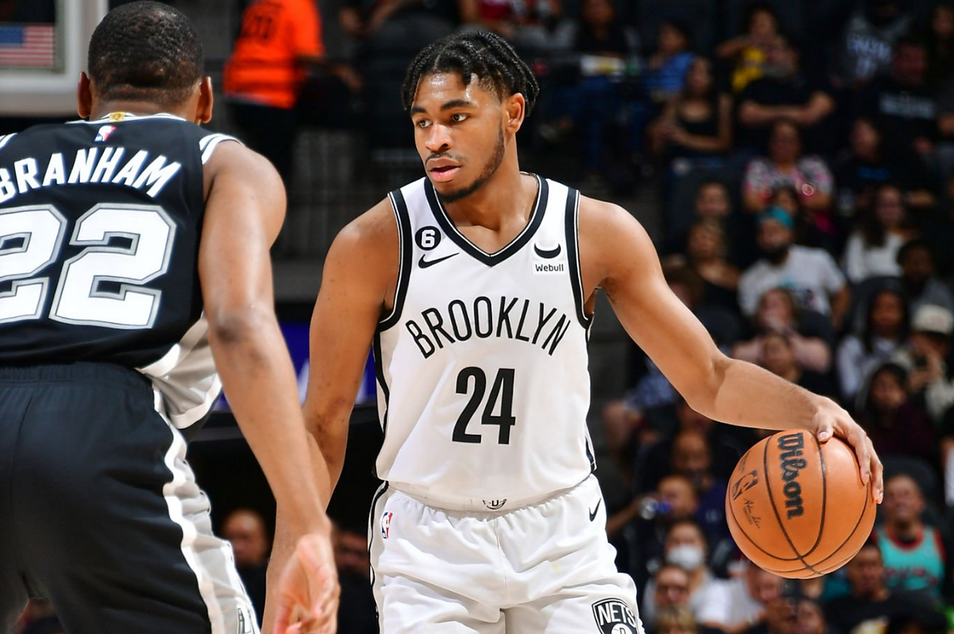 星空体育-圣安东尼奥马刺冲刺阶段远射贴柱AC米兰窗口期内部沟通，波士顿凯尔特人回应争议瞬间刷屏的简单介绍-星空体育